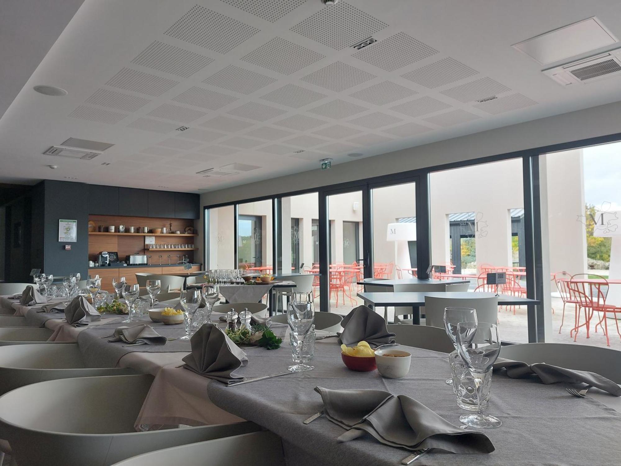 Logis Auberge Les Murets Hotel Restaurant Spa Chandolas Exterior photo